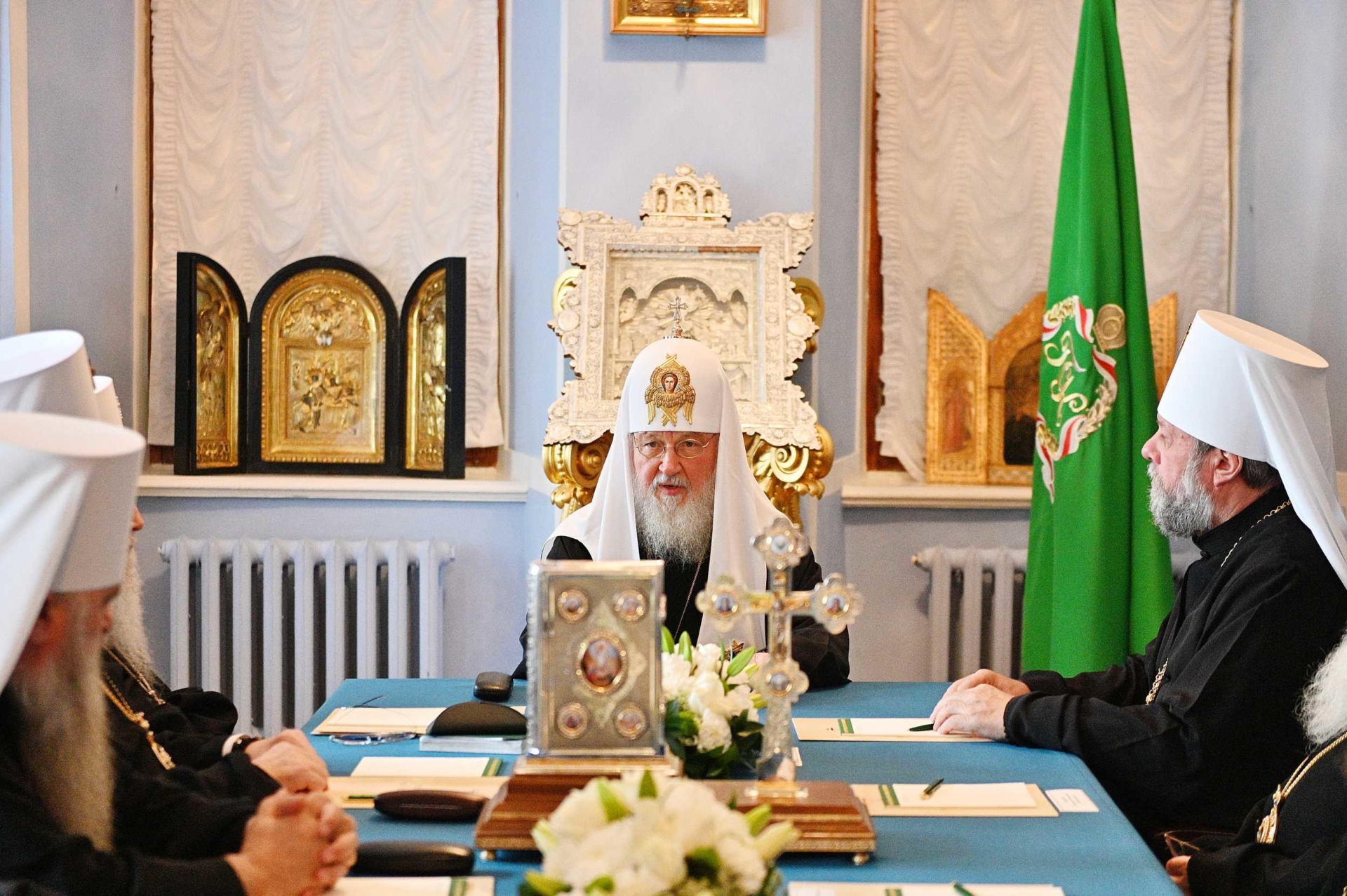 Священный Синод русской православной церкви