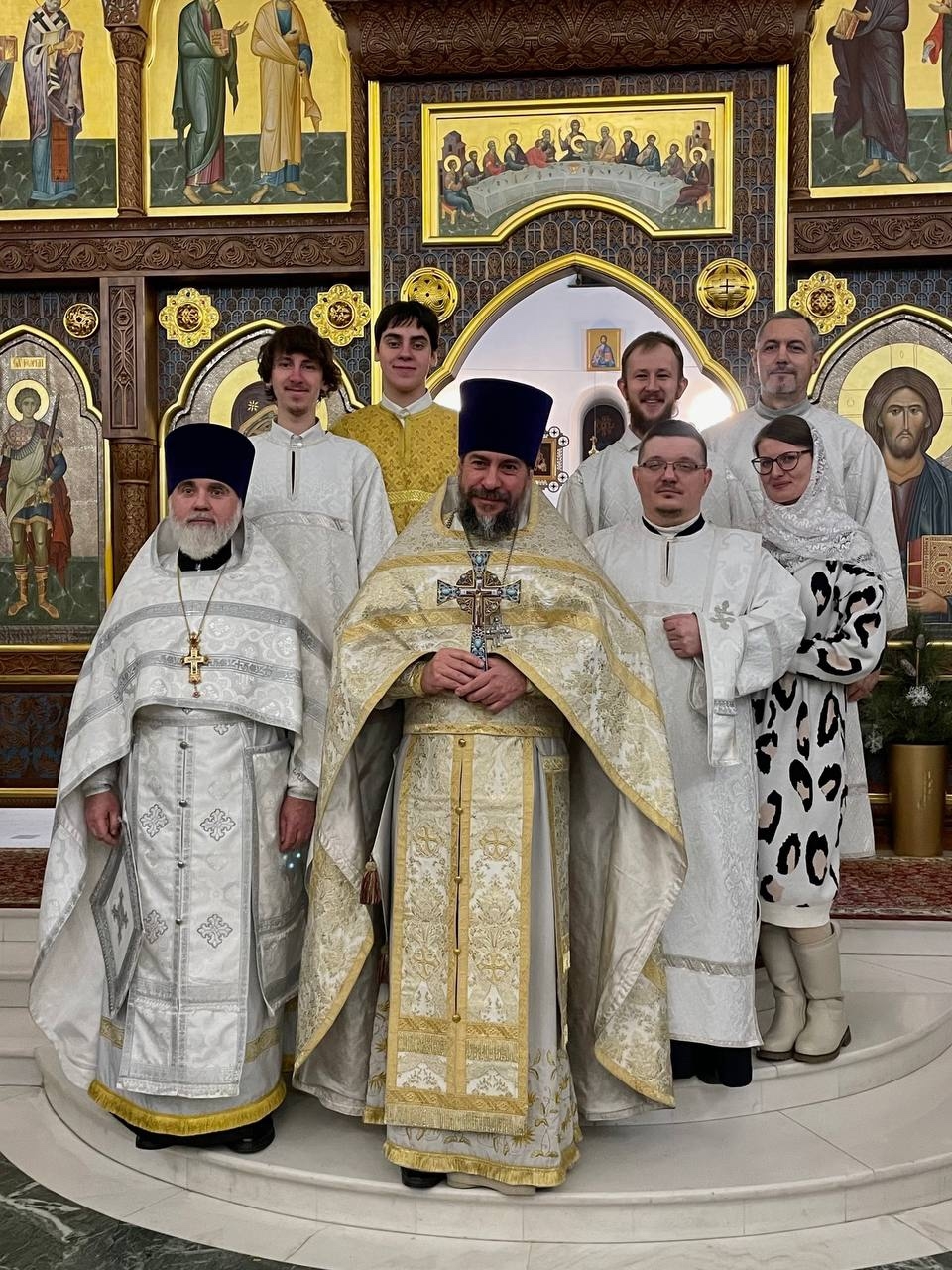 Со светлым праздником Рождества Христова!