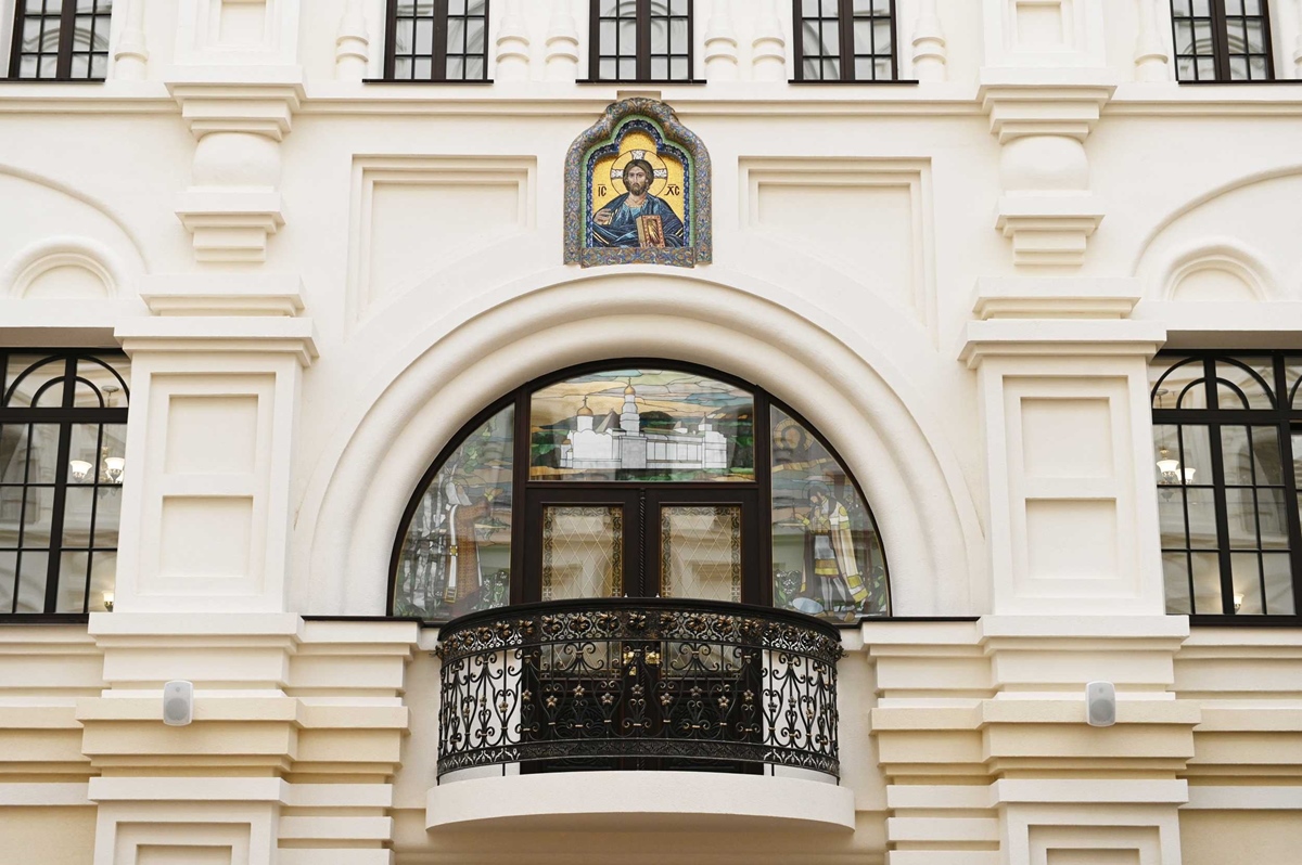 СВЯТЕЙШИЙ ПАТРИАРХ КИРИЛЛ ПОСЕТИЛ ПОВОЛЖСКИЙ ПРАВОСЛАВНЫЙ ИНСТИТУТ В ТОЛЬЯТТИ