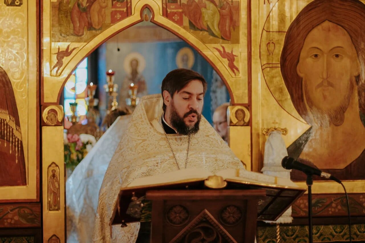 ХРАМ ПРАВОСЛАВНОЙ КЛАССИЧЕСКОЙ ГИМНАЗИИ ОТМЕТИЛ СВОЙ 20-ЛЕТНИЙ ЮБИЛЕЙ