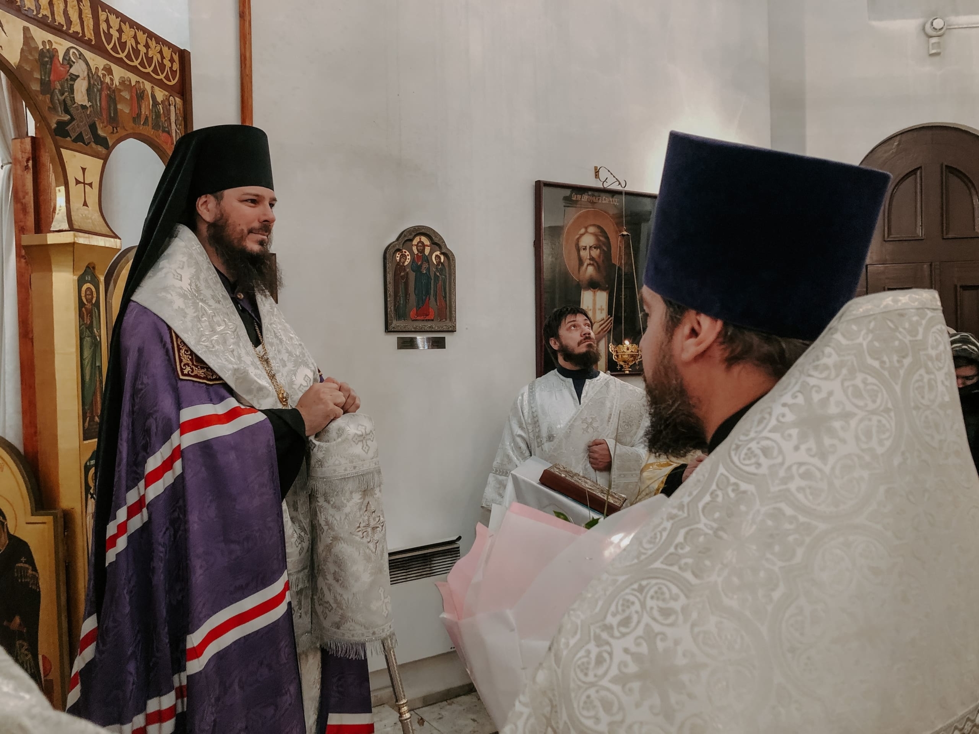 ЕПИСКОП ТОЛЬЯТТИНСКИЙ И ЖИГУЛЁВСКИЙ НЕСТОР СОВЕРШИЛ МОЛЕБЕН В ДОМОВОМ ХРАМЕ АО «АВТОВАЗ» В ЧЕСТЬ АРХИСТРАТИГА БОЖИЯ МИХАИЛА