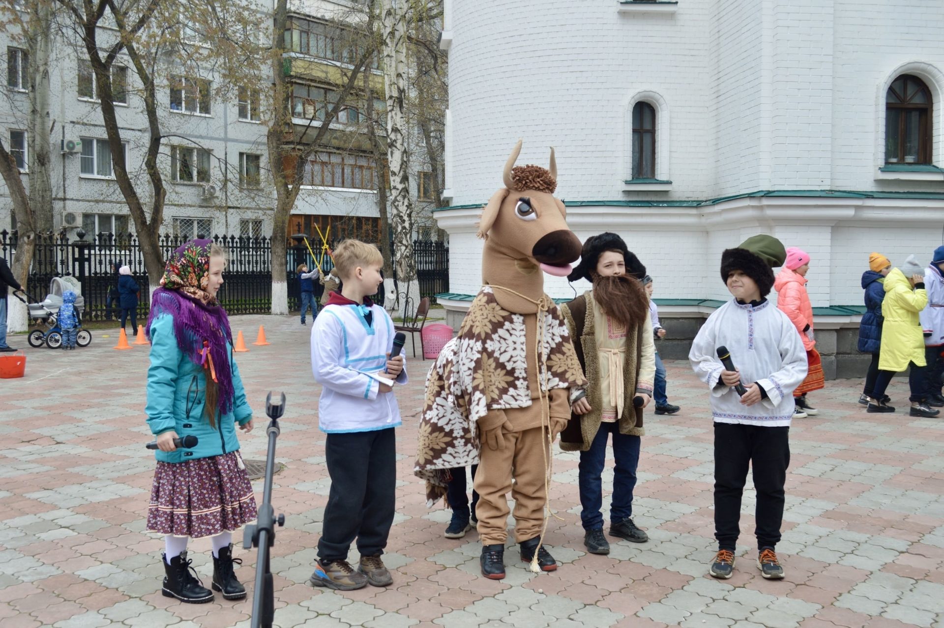 В ПРАВОСЛАВНОЙ ГИМНАЗИИ СОСТОЯЛАСЬ ВЕРБНАЯ ЯРМАРКА!