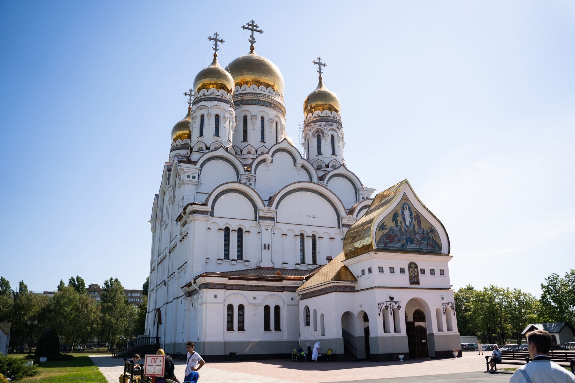 ПРОТОИЕРЕЙ ДИМИТРИЙ ЛЕСКИН ПРИНЯЛ УЧАСТИЕ В СОБОРНОМ СЛУЖЕНИИ ПО СЛУЧАЮ ПРЕСТОЛЬНОГО ПРАЗДНИКА И ЮБИЛЕЯ ПРЕОБРАЖЕНСКОГО СОБОРА