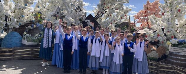 Хор Православной классической гимназии г. Тольятти принял участие в Патриаршей Божественной литургии