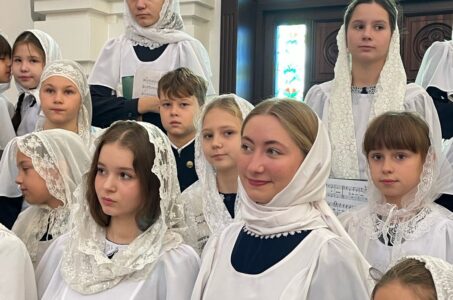Сводная детско-юношеская литургия