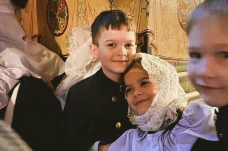 В день святого Архистратига Божия Михаила храм Тольяттинской классической гимназии отмечает 24-летие